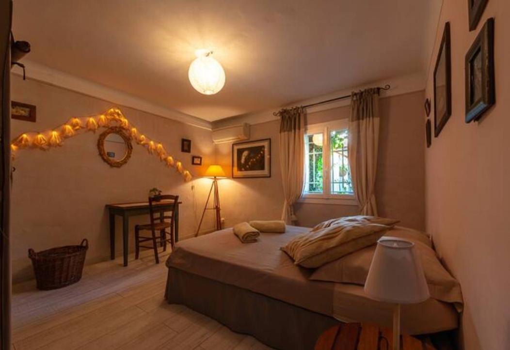 Appartement Complet Ou 2 Chambres De Charme En Centre-Ville Arles Exterior photo