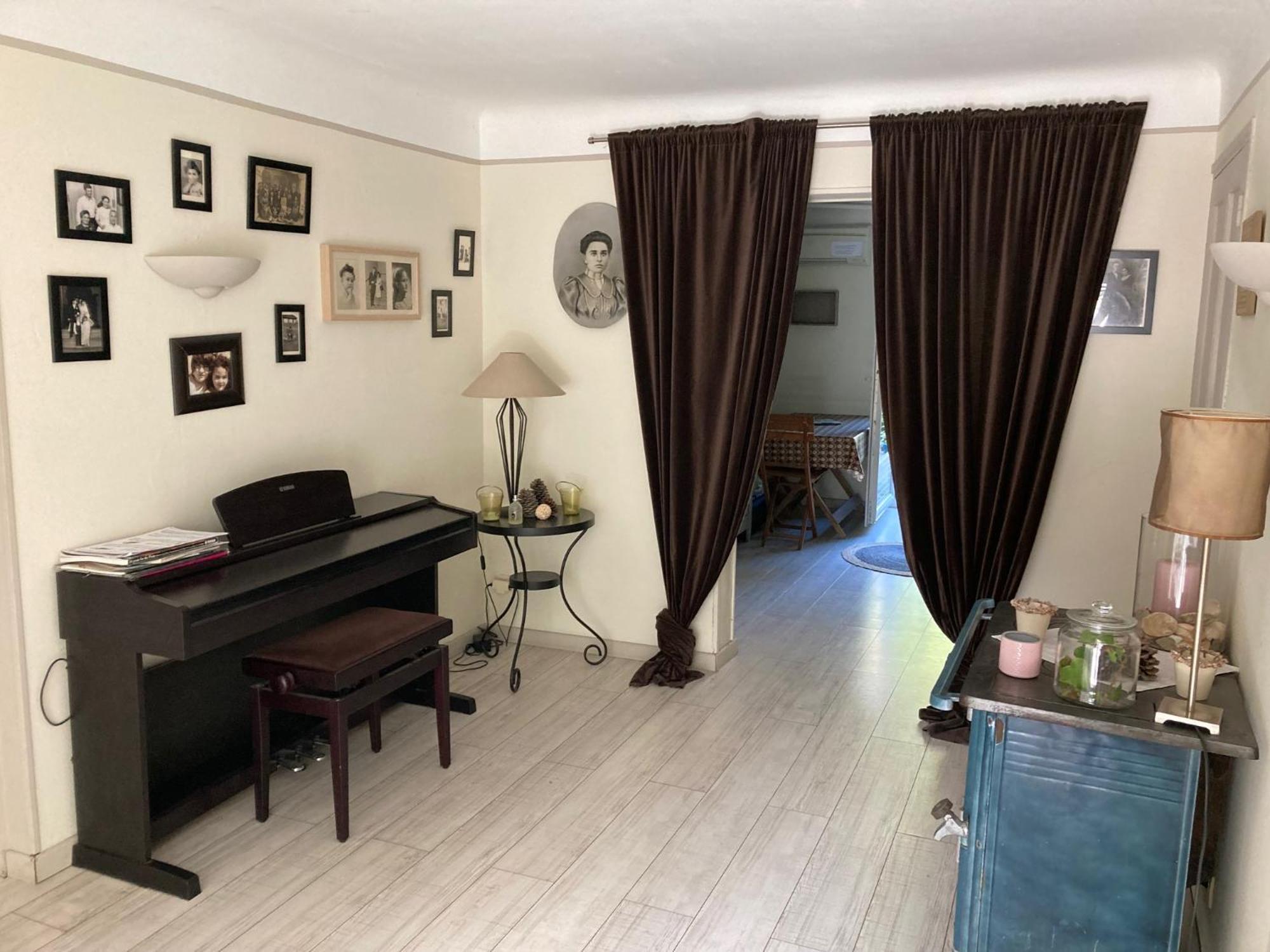 Appartement Complet Ou 2 Chambres De Charme En Centre-Ville Arles Exterior photo